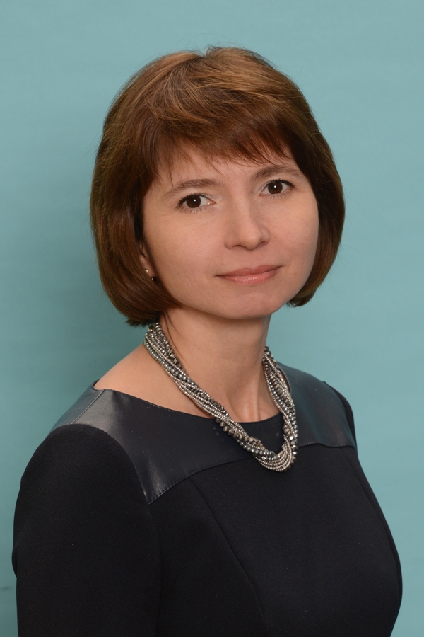 Мельникова Людмила Ивановна.