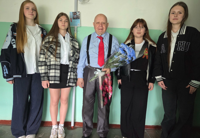 Поздравление веторанов и тружеников тыла.